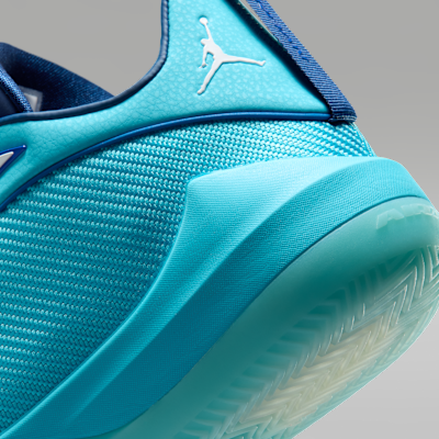 Jordan Triangle PF Basketball Shoes. Nike JP